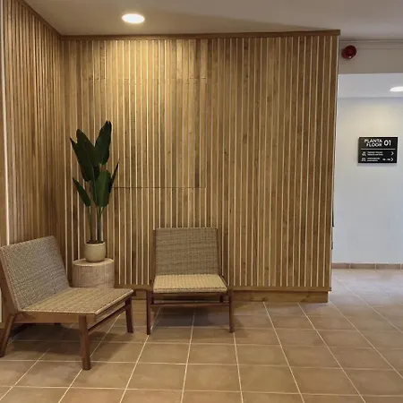 Feelathome Vil-la Romana Aparthotel Tossa de Mar