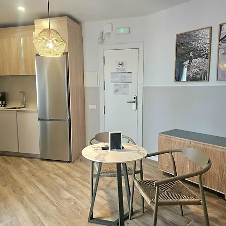 Feelathome Vil-la Romana 아파트호텔 3*