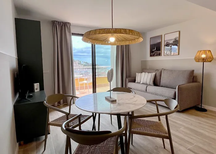 Feelathome Vil-la Romana 3* 또사데마르