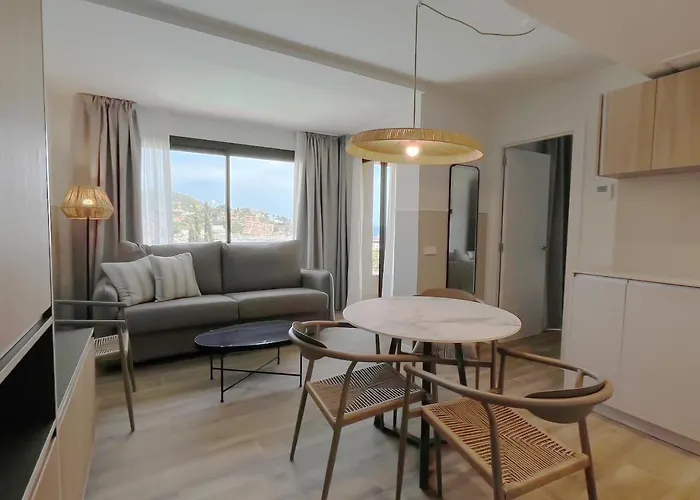 Feelathome Vil-la Romana 또사데마르