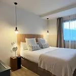Apartahotel Feelathome Vil-la Romana 4*