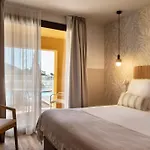 Feelathome Vil-la Romana Apartahotel 4*