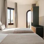 Feelathome Vil-la Romana Apartahotel 4*
