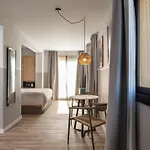 Aparthotel Feelathome Vil-la Romana 4*