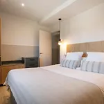 Feelathome Vil-la Romana Aparthotel