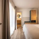 Feelathome Vil-la Romana Aparthotel