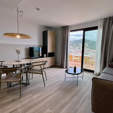 Feelathome Vil-la Romana * Тоса-де-Мар