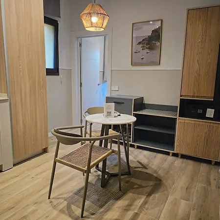 Aparthotel Feelathome Vil-la Romana