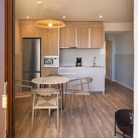 Feelathome Vil-la Romana Aparthotel 4*