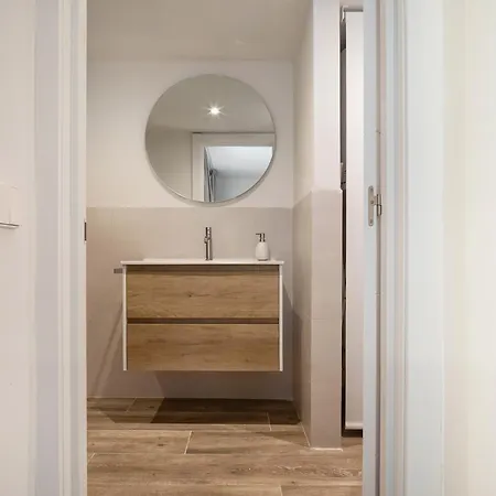 Hotel apartamentowy Feelathome Vil-la Romana 4*