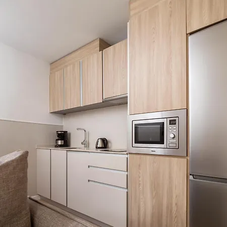 Feelathome Vil-la Romana 4*