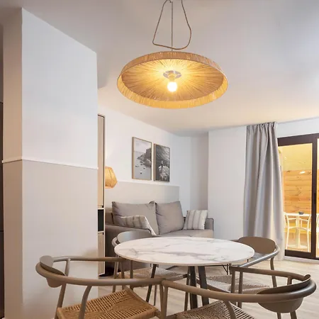 Feelathome Vil-la Romana Hotel apartamentowy Tossa de Mar