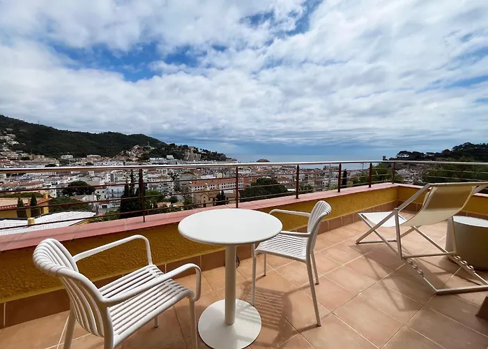 Feelathome Vil-la Romana Apartahotel Tossa de Mar
