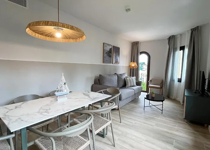 Feelathome Vil-la Romana Apartahotel Tossa de Mar