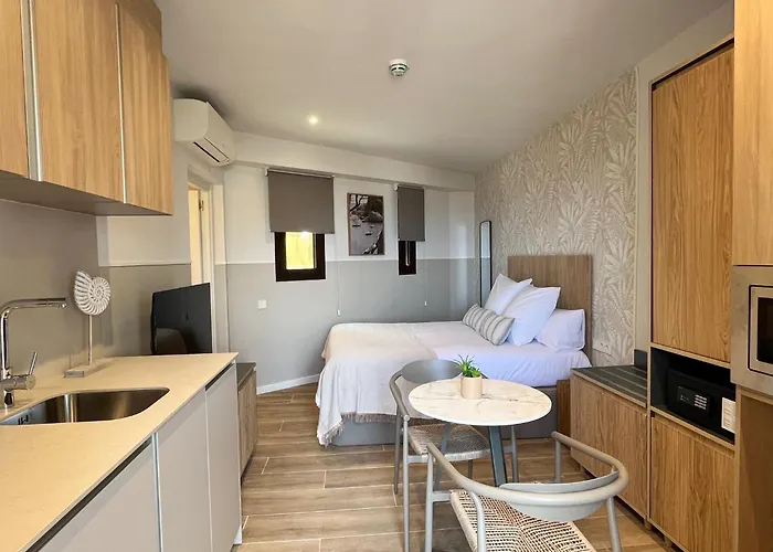 Feelathome Vil-la Romana