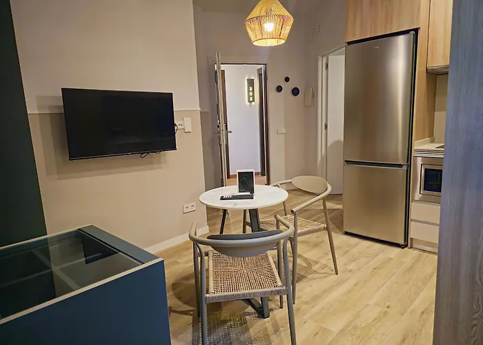 Feelathome Vil-la Romana Apartahotel