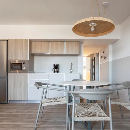 Apart-hotel Feelathome Vil-la Romana Tossa de Mar