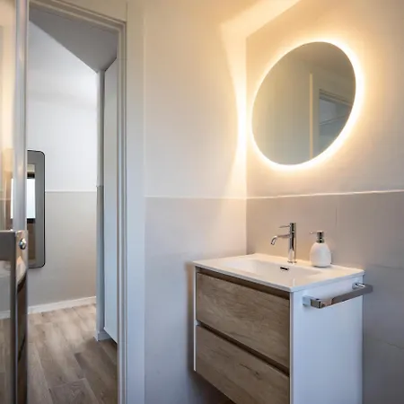 Feelathome Vil-la Romana Apart-hotel 4*